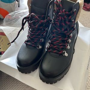 Steven Madden Boots